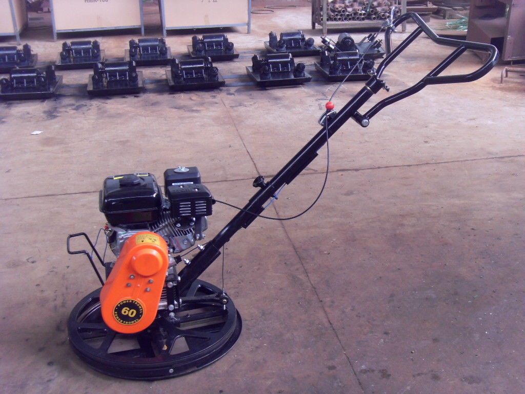 24" 5.5hp Petrol Power Float with Pan 2FT