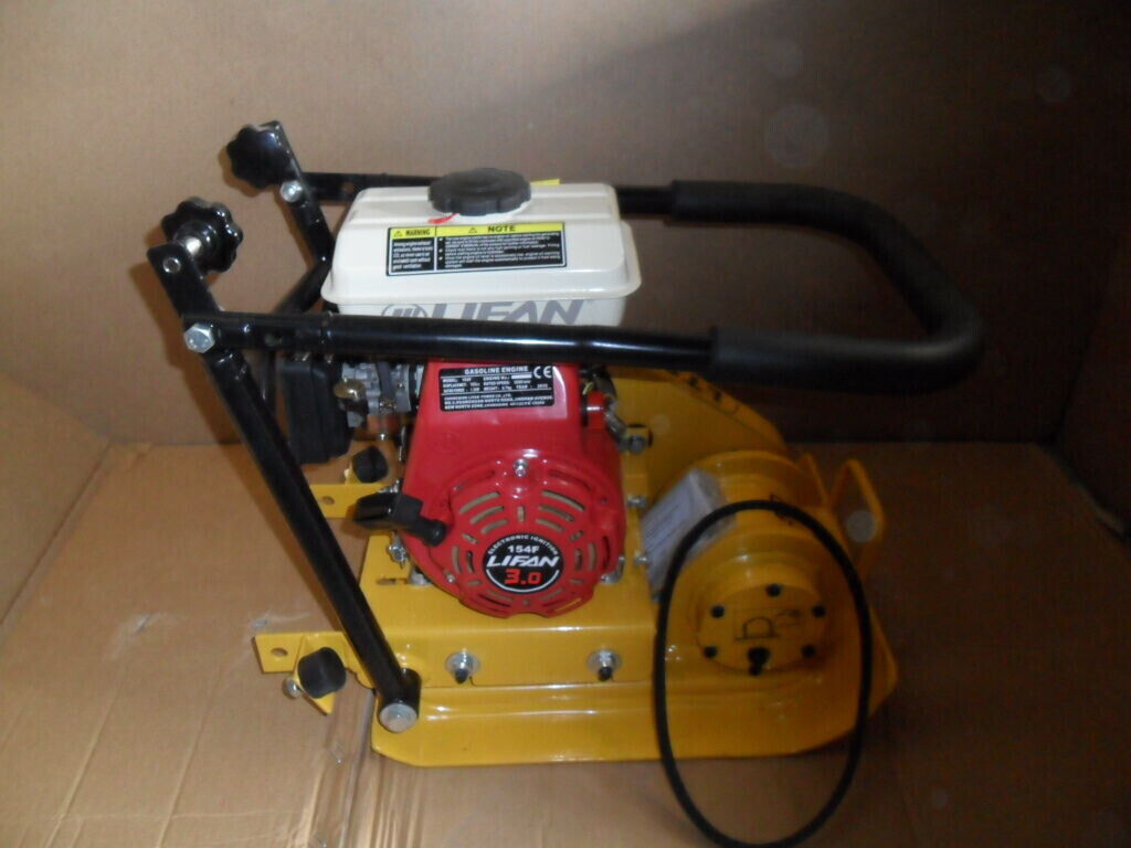 12" C50 Wacker Plate Compactor