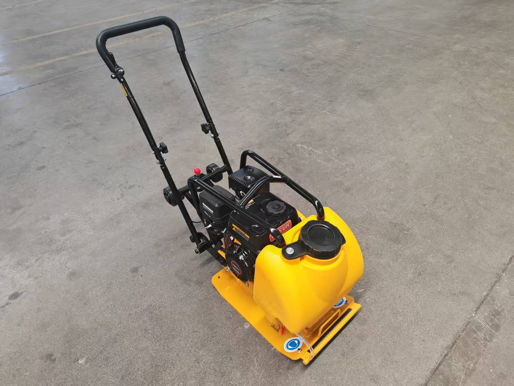 C60 Wacker Plate Compactor with Wheels & Water Tank